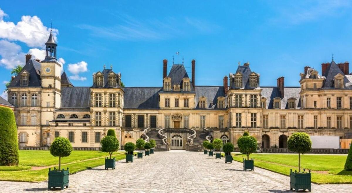 Le Jardin Des Hautes Presles Le Carrousel City Fontainebleau Exterior foto